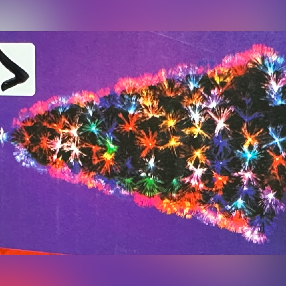 Colorful LED Christmas Tree - Picture 4 of 9